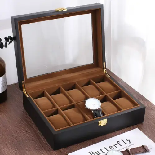 1 box of wooden watch winders